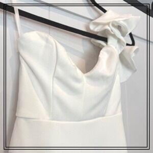 Selfie Leslie White Ruffle Cocktail Dress One‎ Shoulder Party XS Size 6 US 4